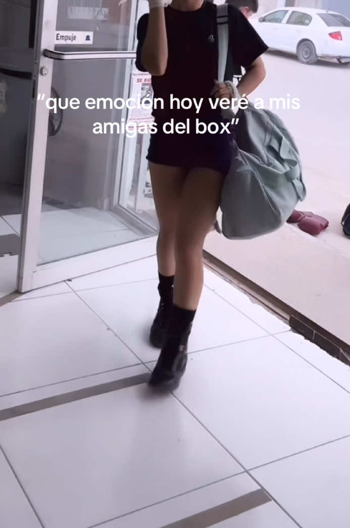 @mia