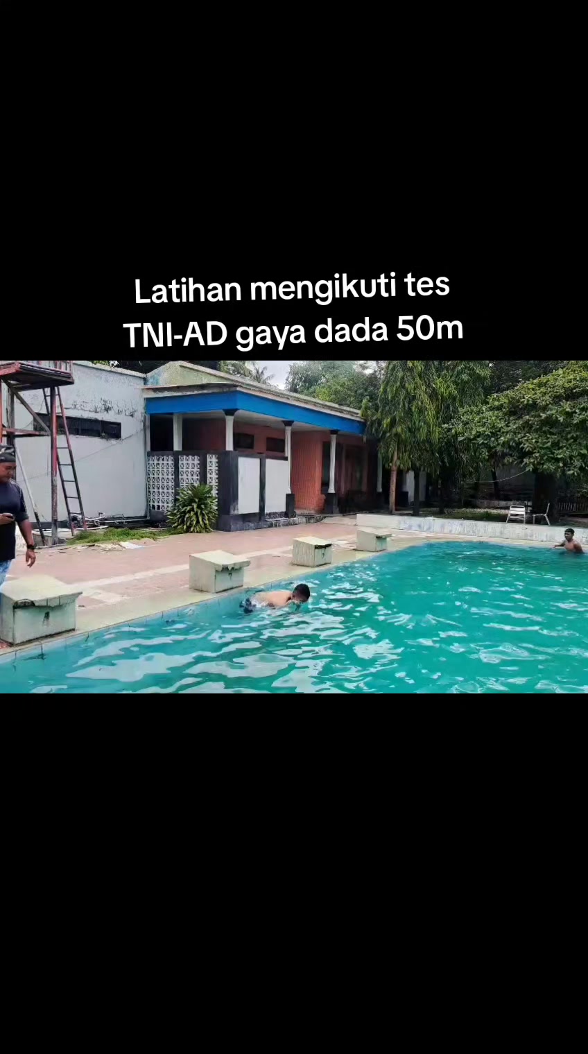 @Ria swimming NTT