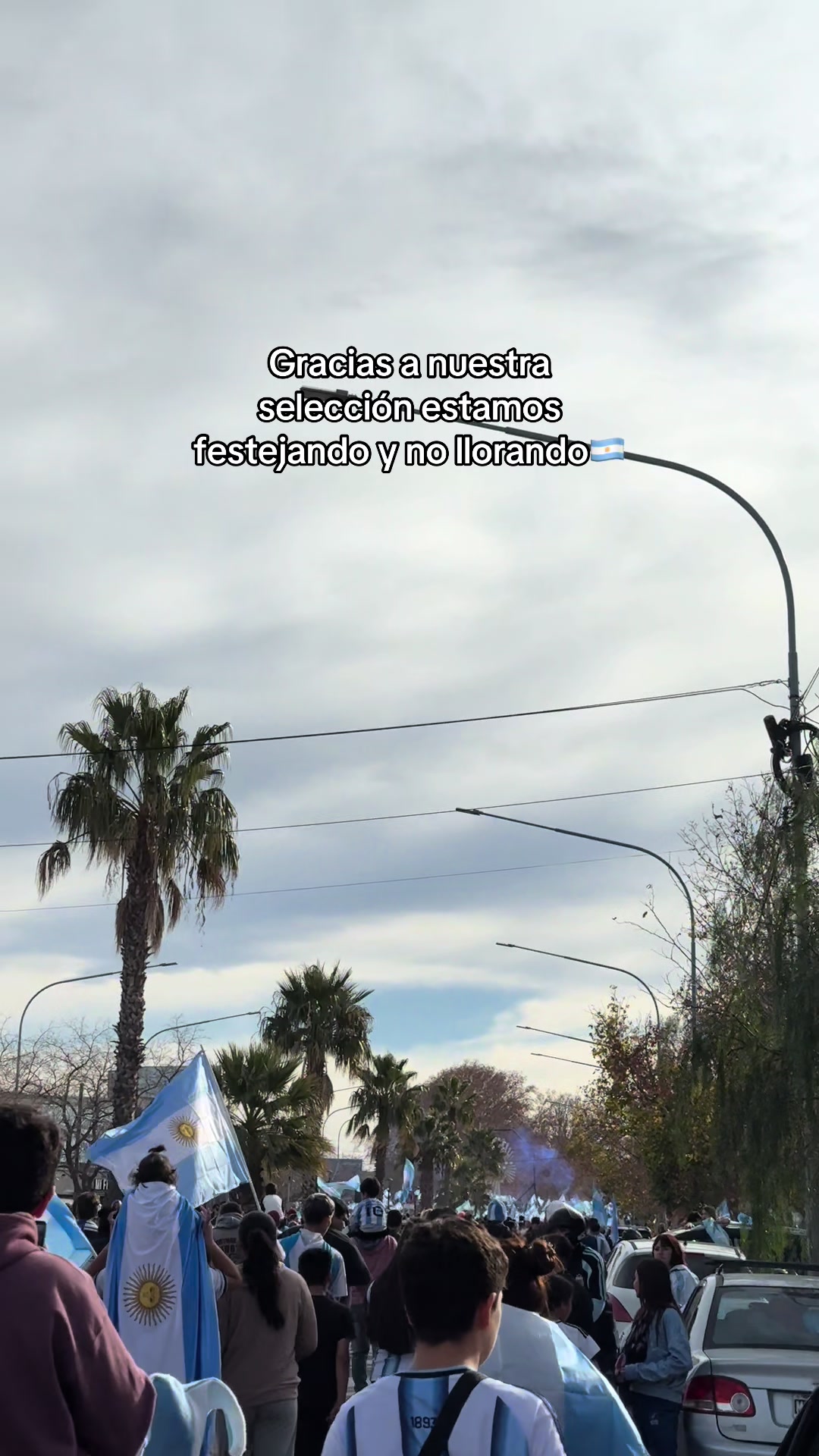 @Cande🖤