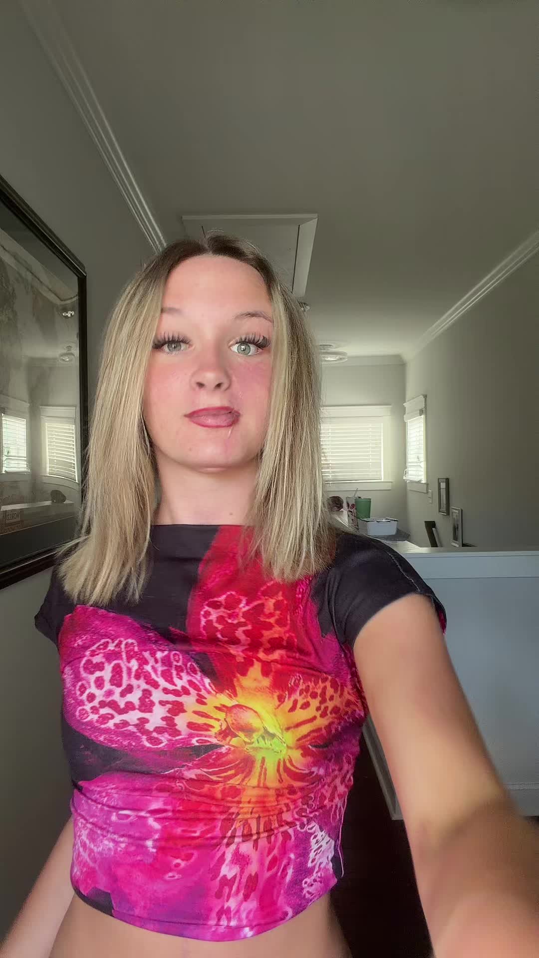 @___