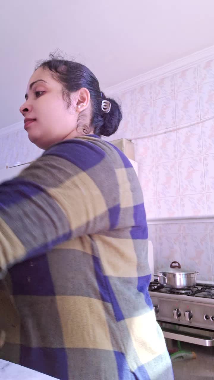 @❤️..Nilu.D online