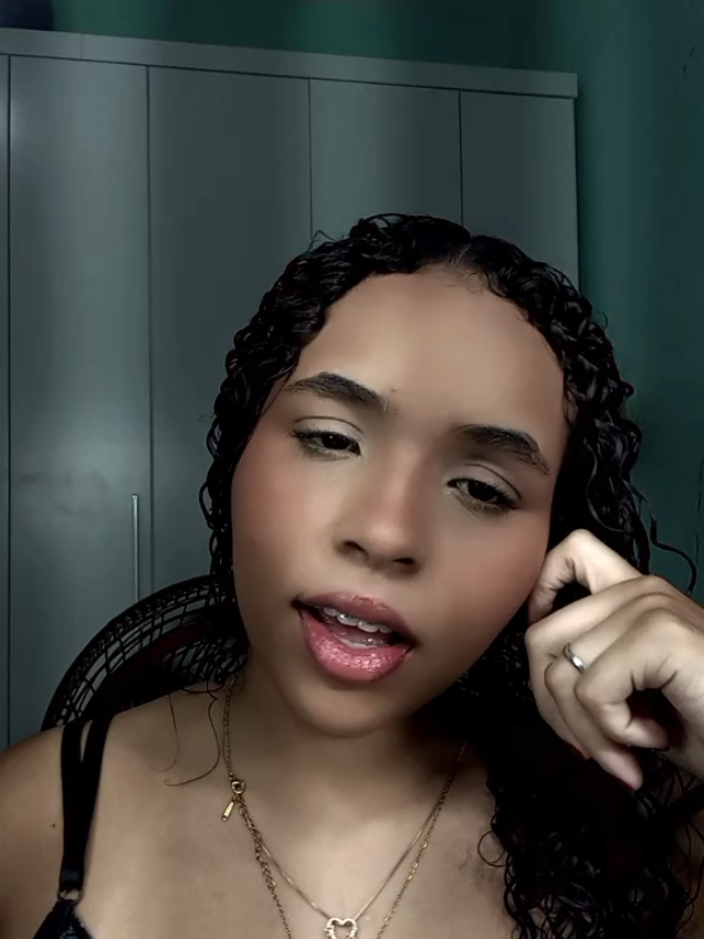 @Ashzinha💜
