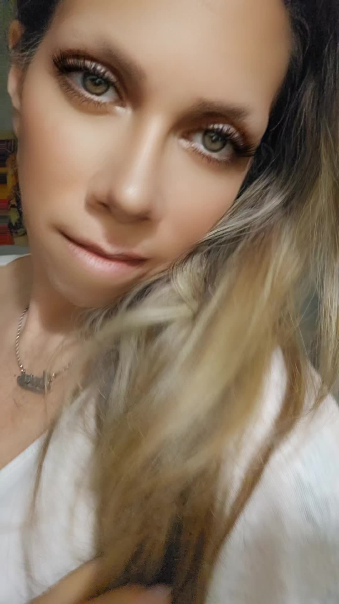 @Mary Szapiro
