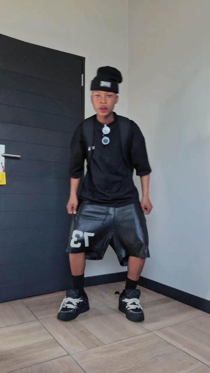@🅿️𝗵𝗮𝗯𝗹𝗼_𝗞_𝗥𝘀𝗮🇿🇦