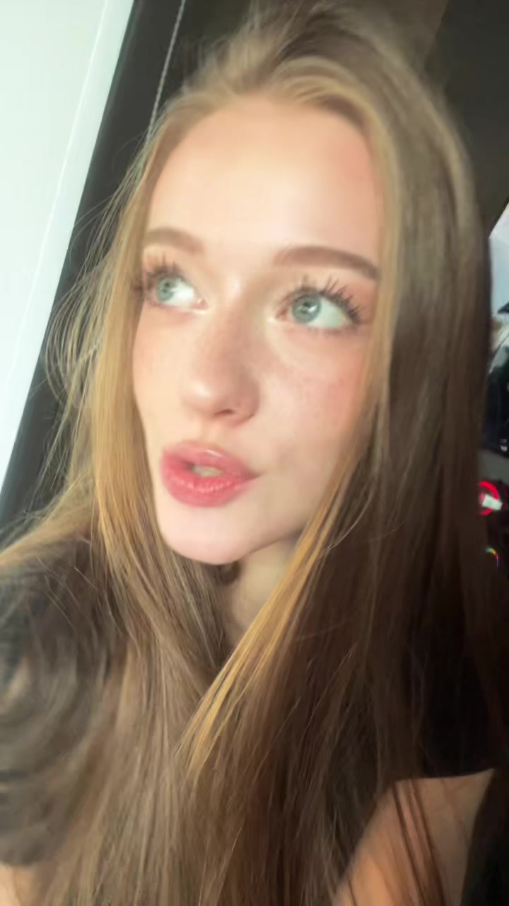 @~Викуля~💋