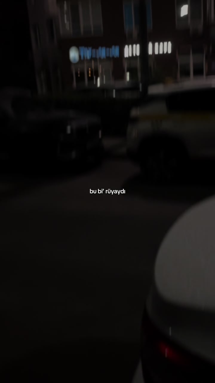 @𝓨.