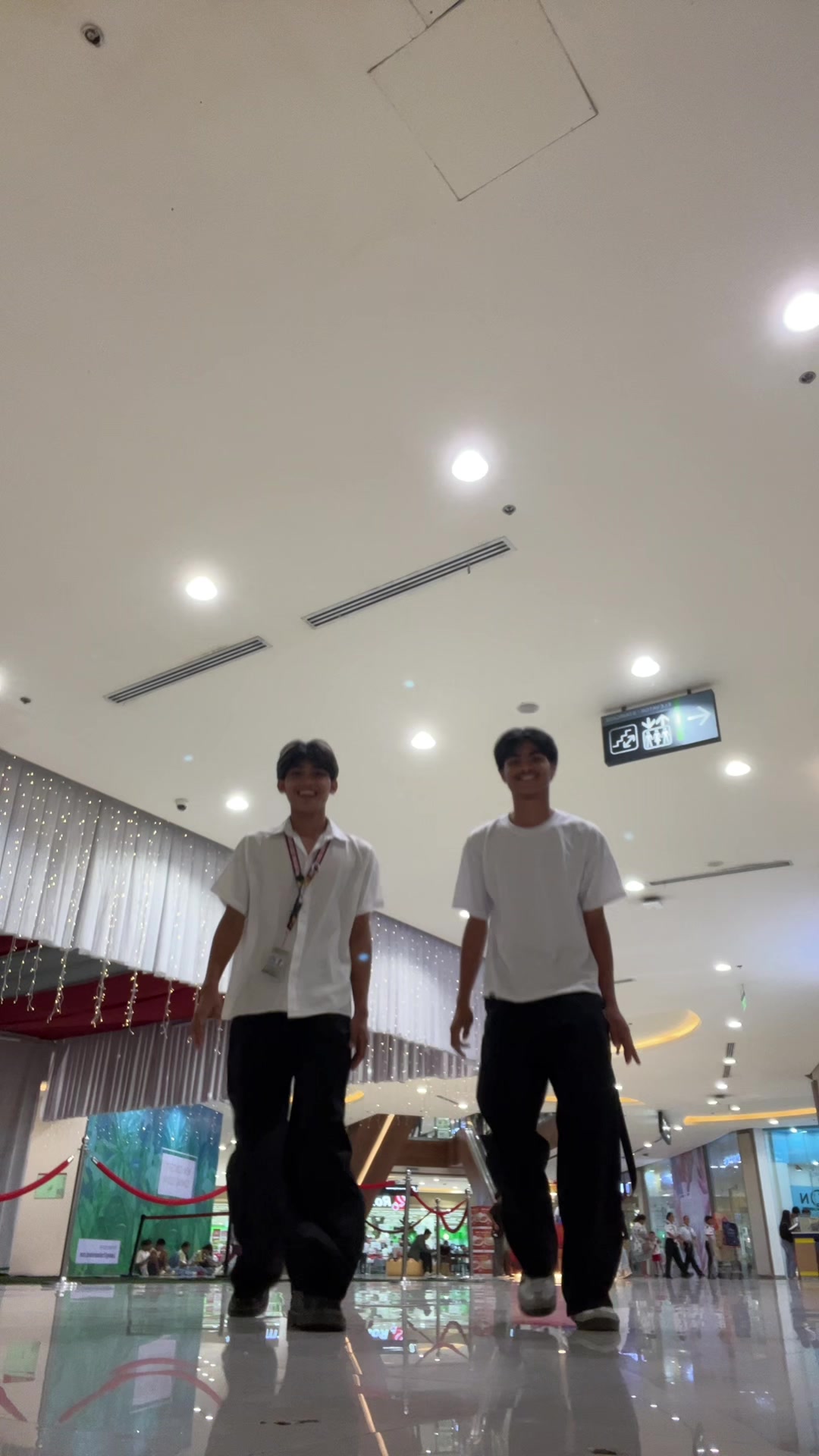 @x.jren.x