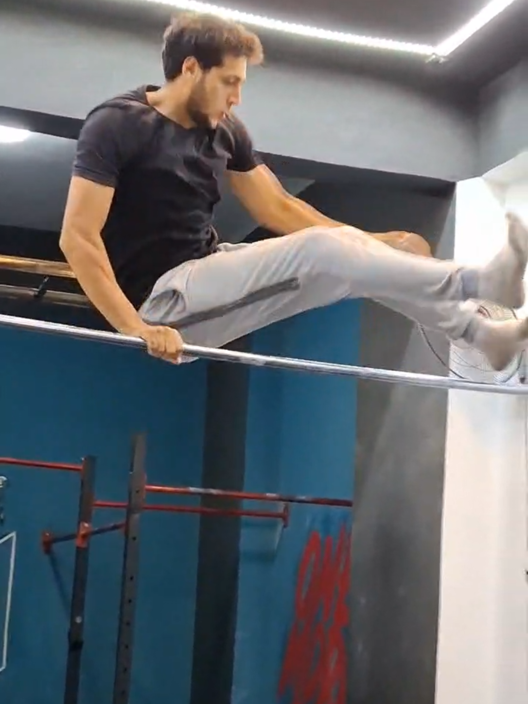 @Omar Calisthenics