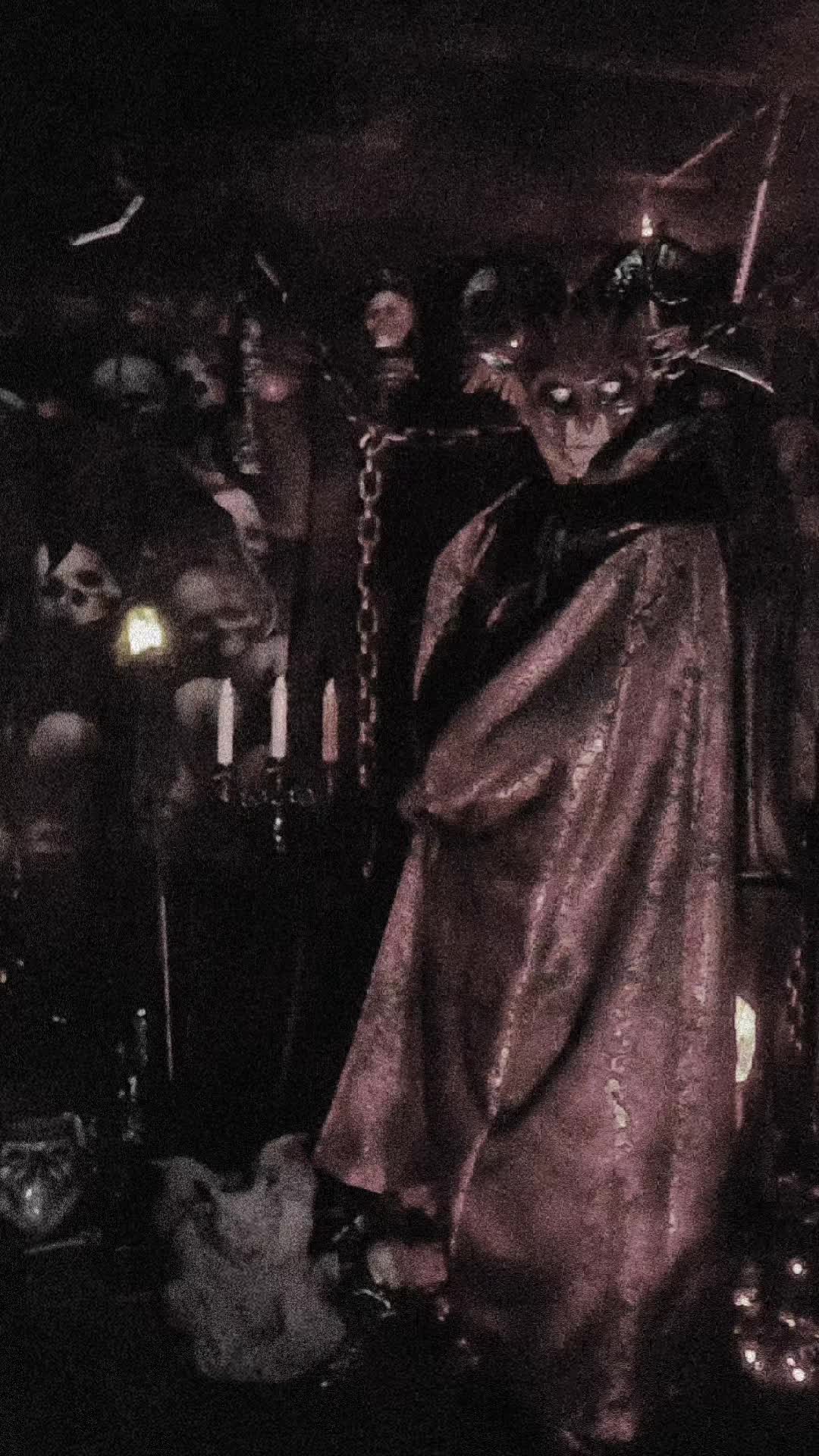 @DarkWonderland
