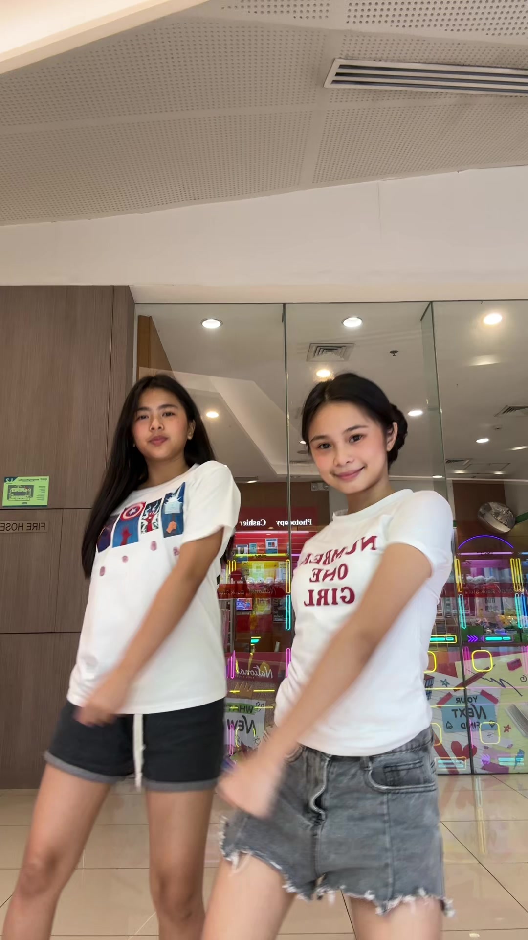 @Alliyana Trio