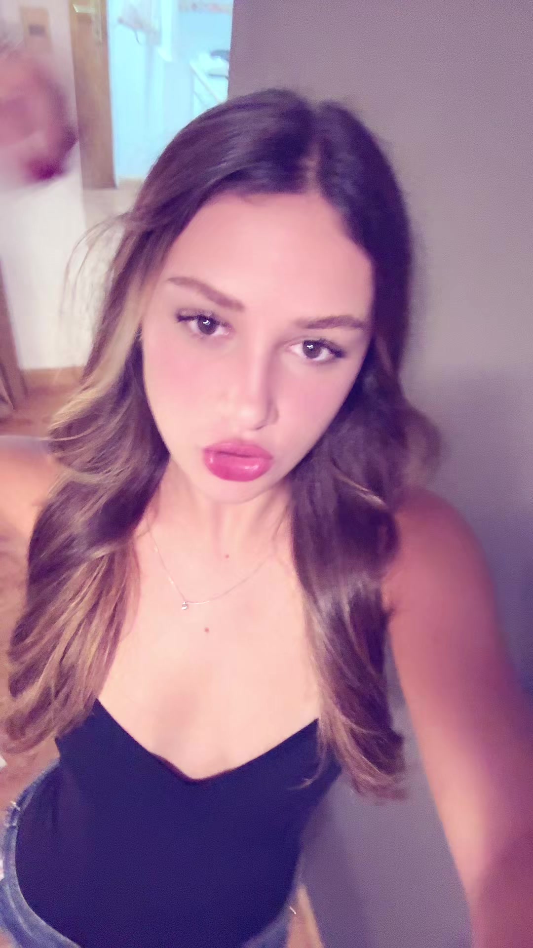 @juliaredin