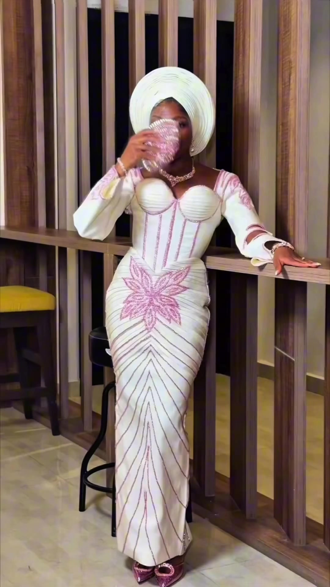 @Lara Evelyn