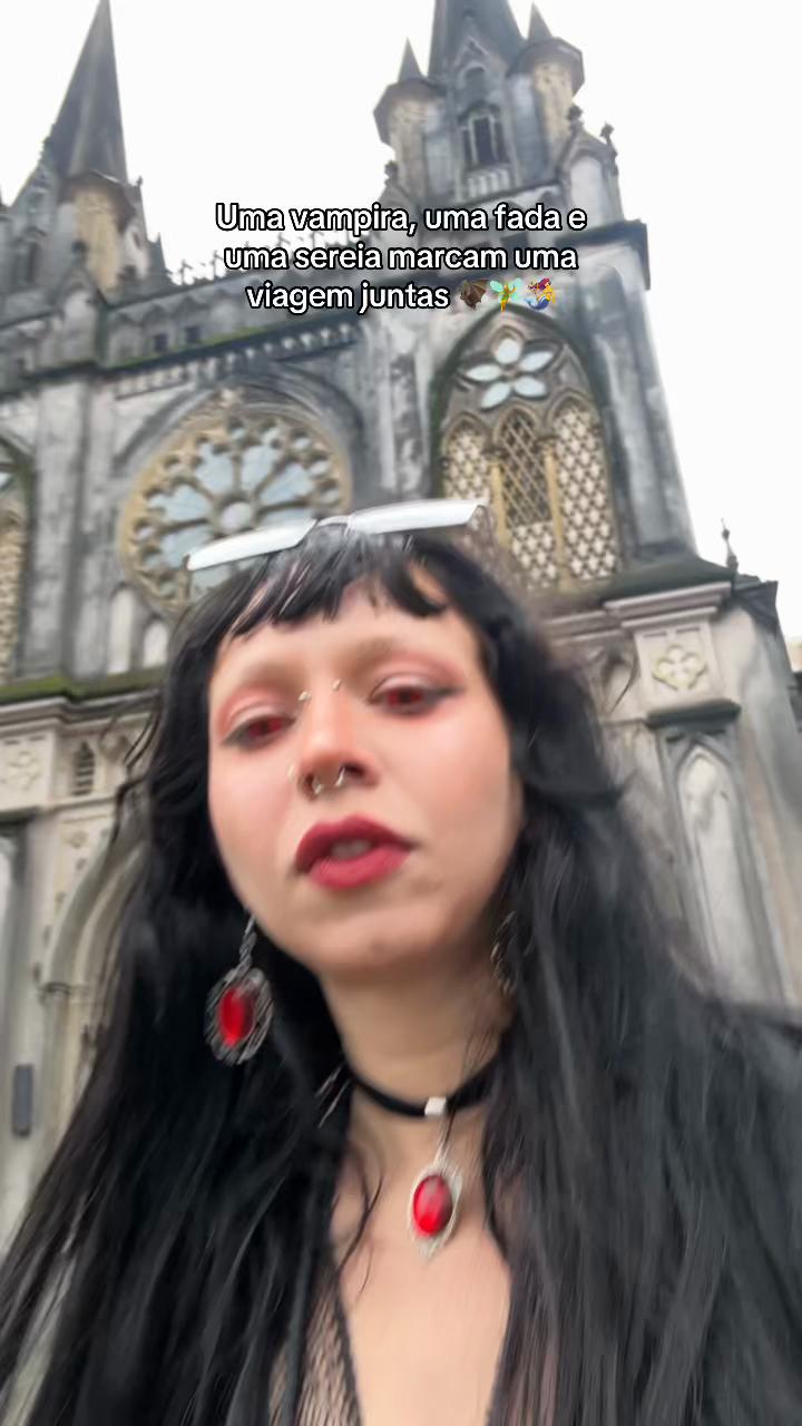 @EgoCarina 🦇⚰️🩸