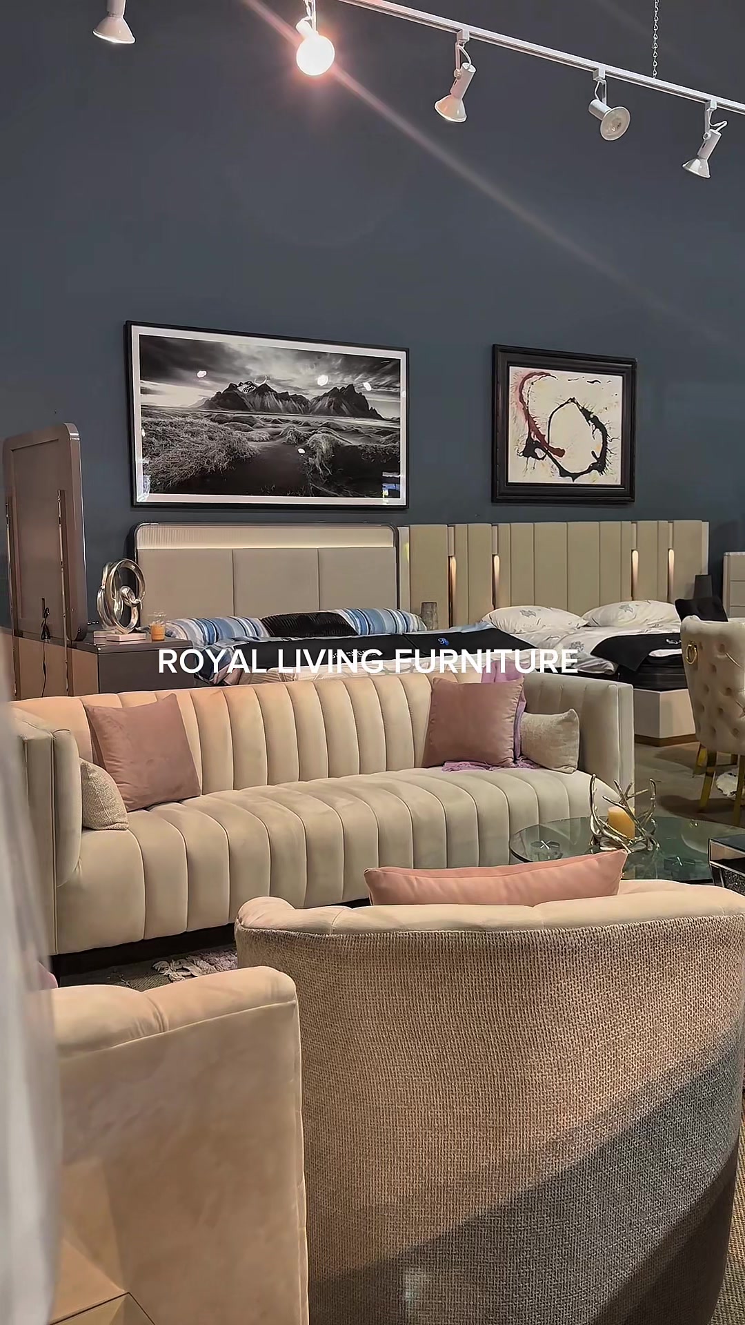@Royal living furniture