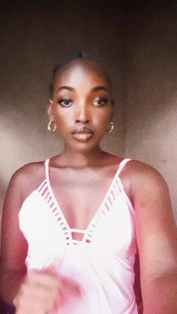 @hiddy model