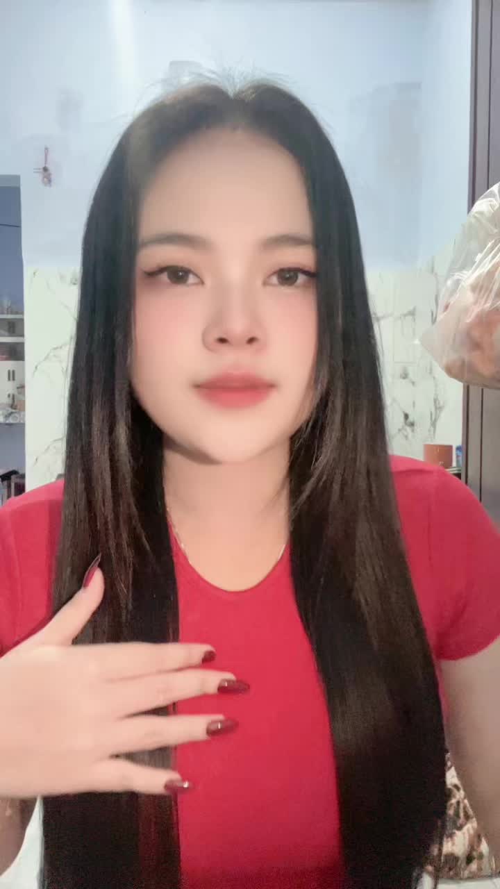 @Anggunamelya27
