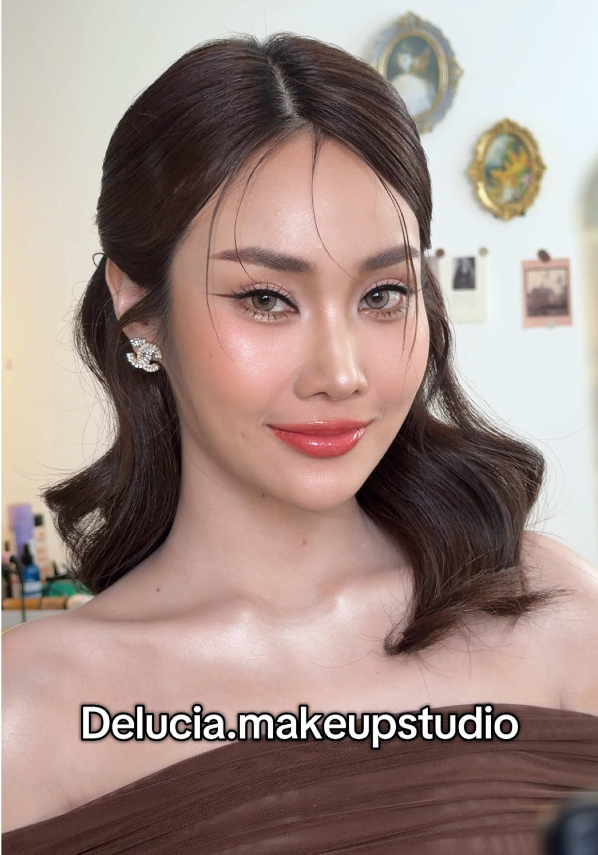 @Delucia.makeup studio