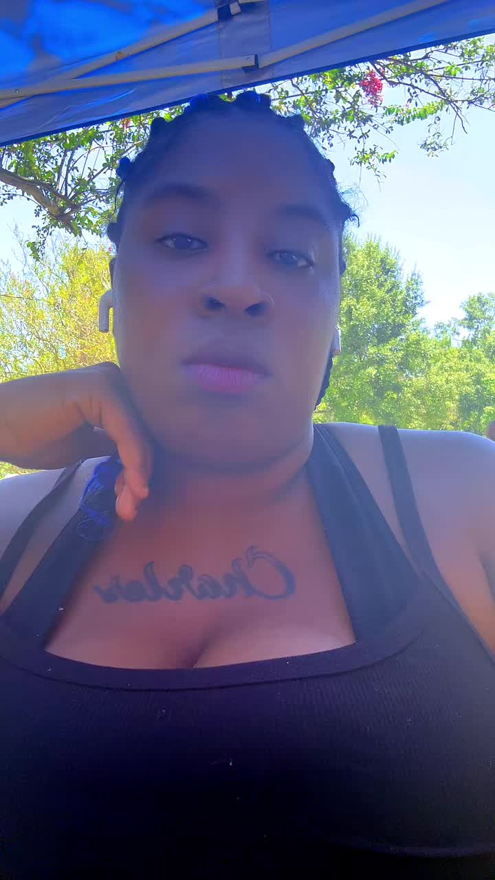 @Shay Scott993