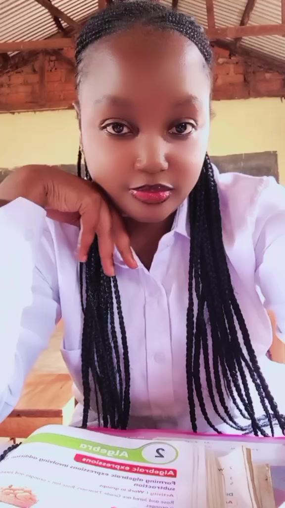 @Tinnah🦋❤️