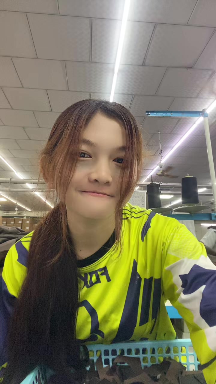 @ស្ដេចផុសប្រចាំស្រុកខ្មែរ😈
