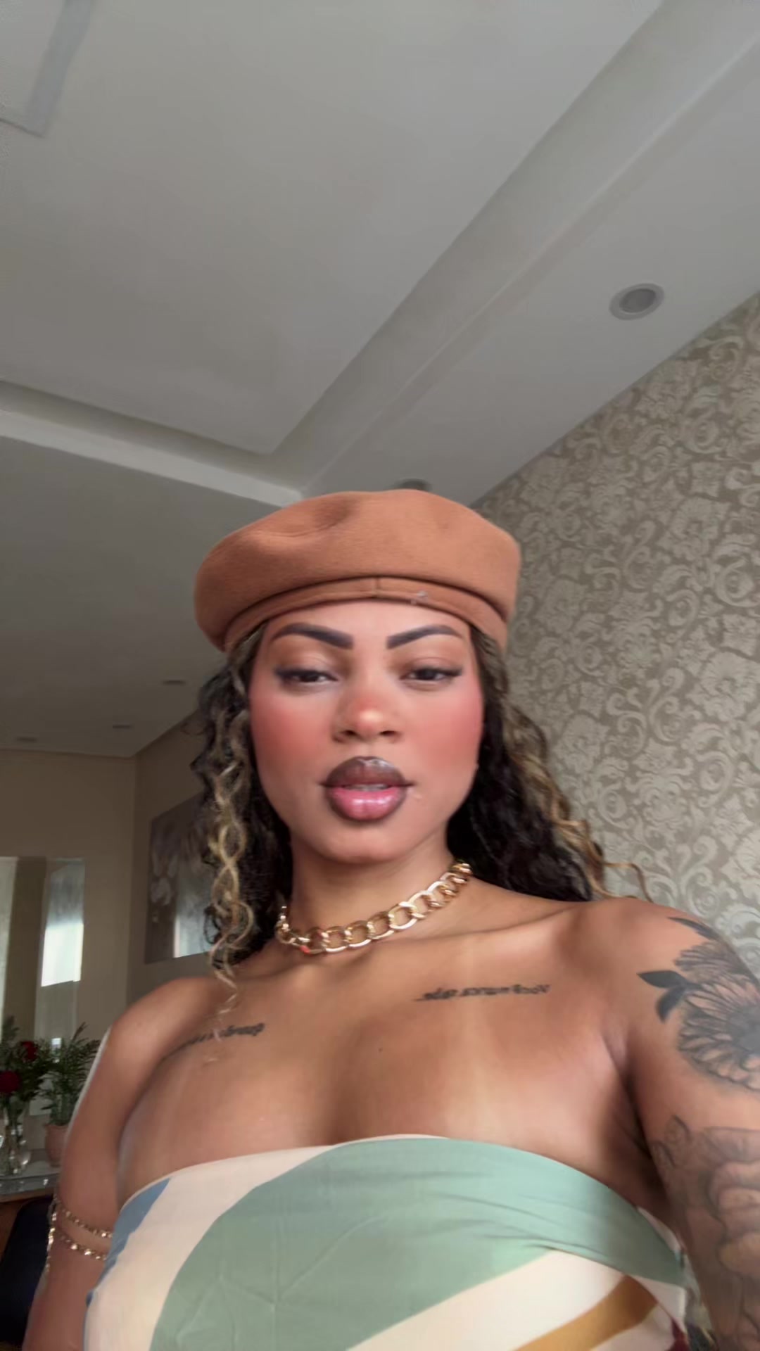 @ana carolina perozine
