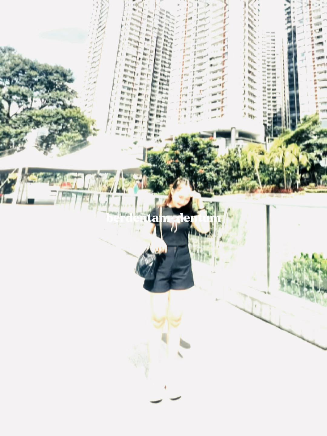 @@ade🦋