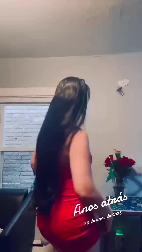 @LarasilvaEps