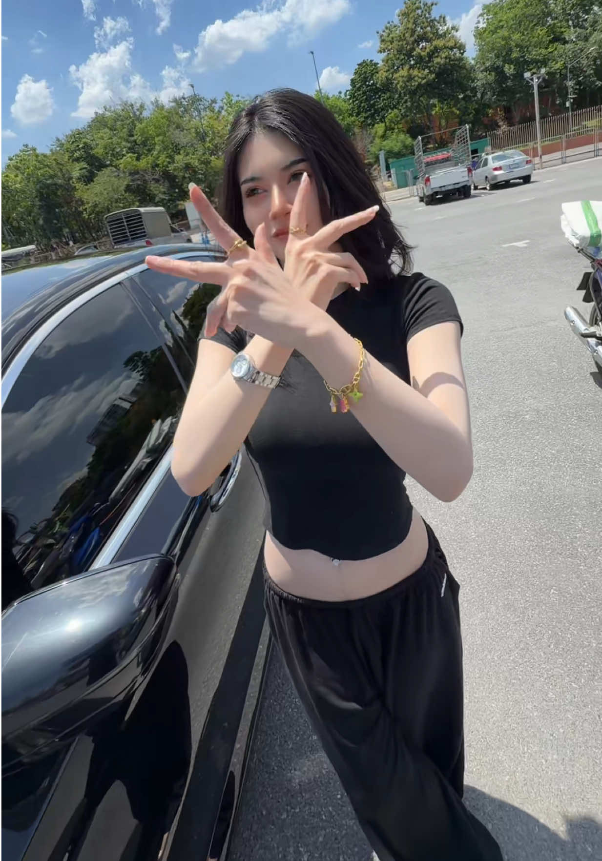 @ฟ้า จิตรลดา