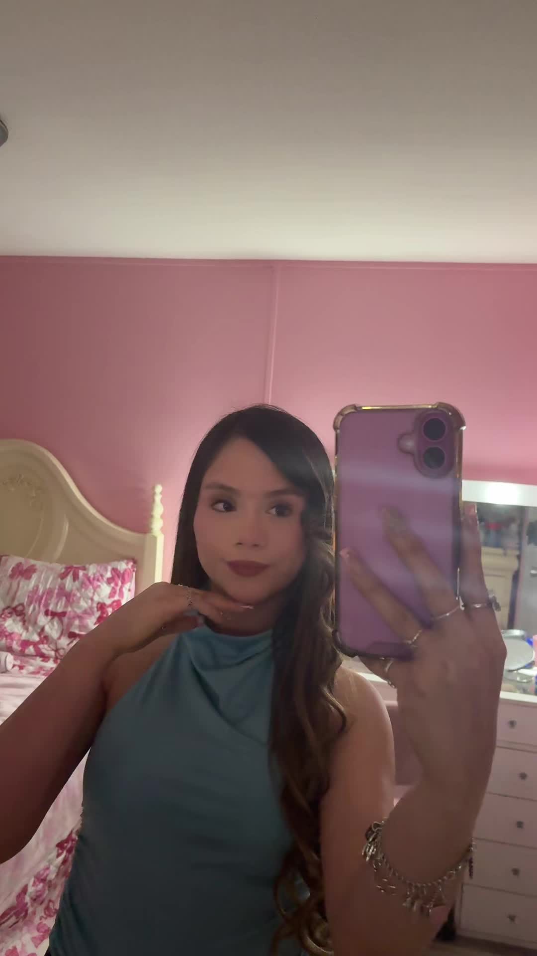@Anahiiii