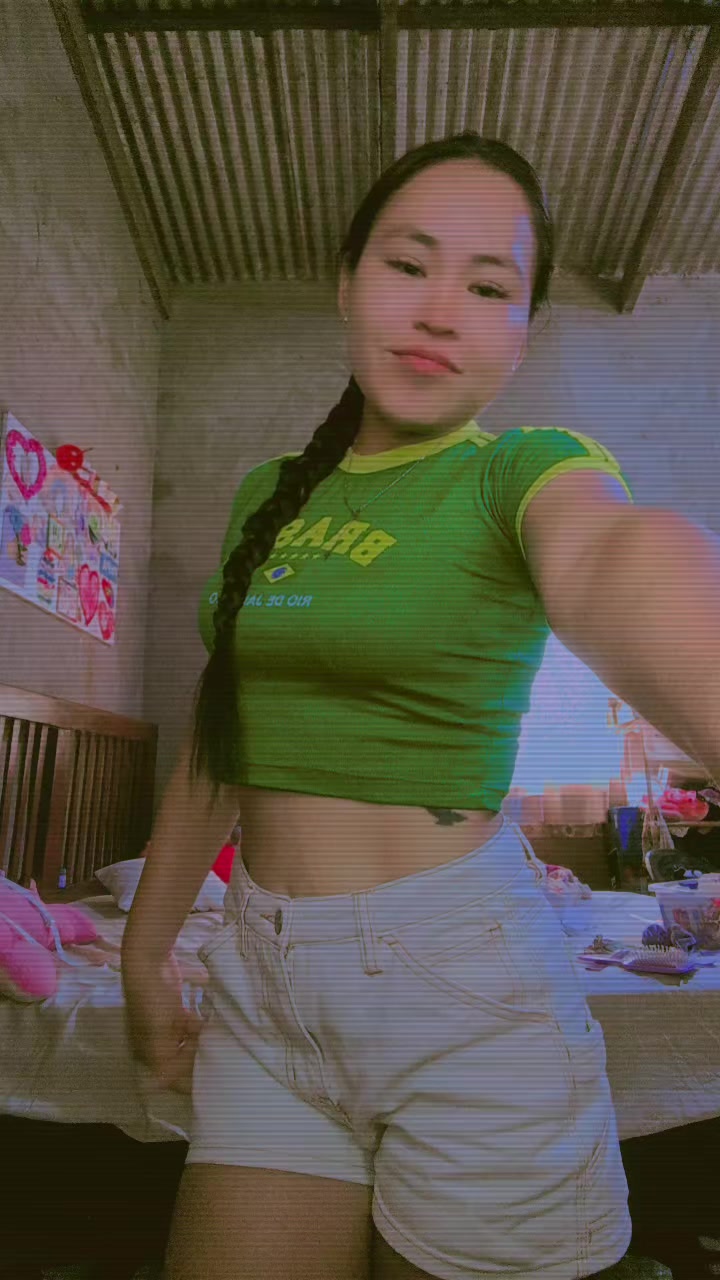 @𝙻𝚎𝚜🍓