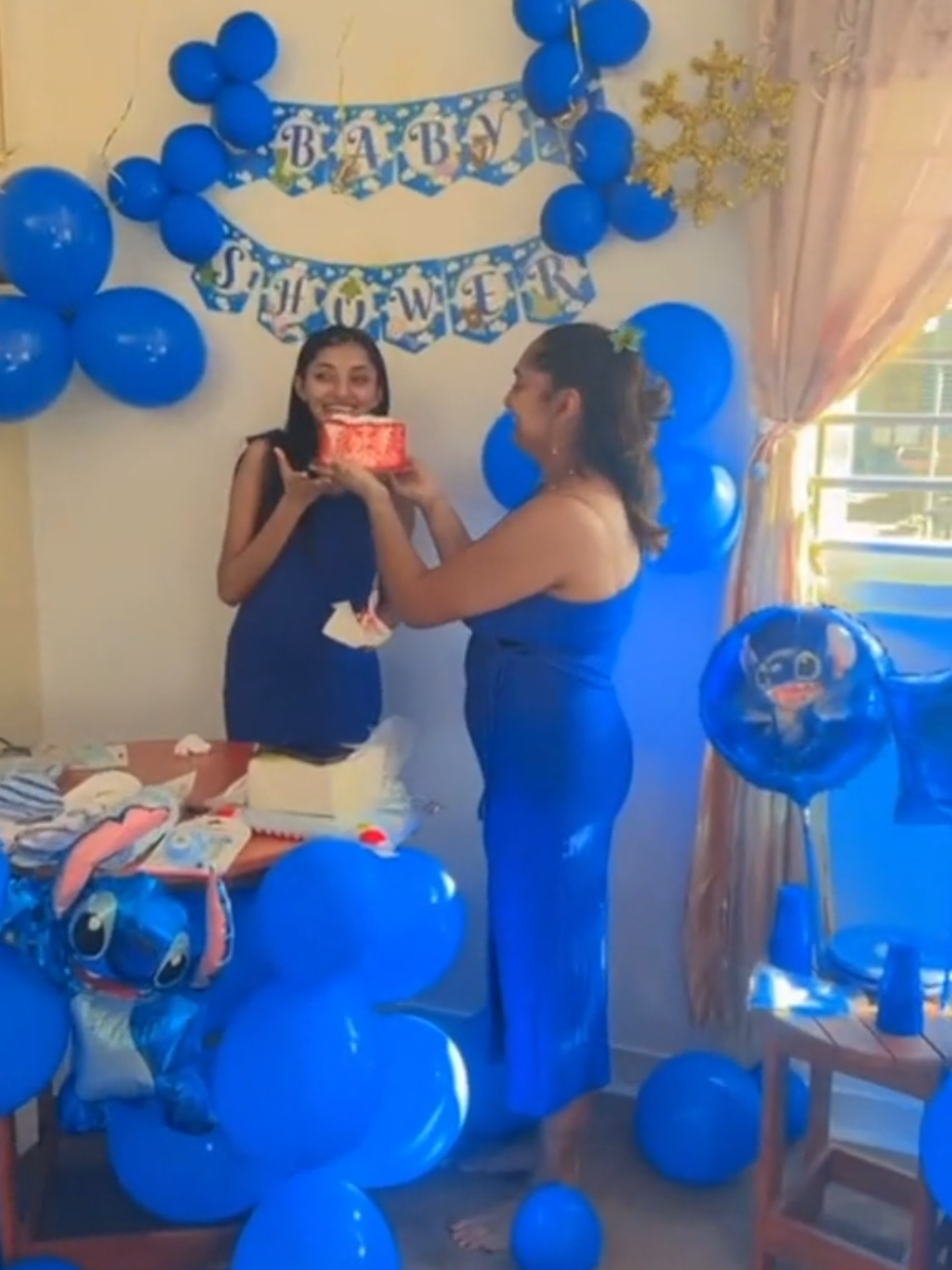 @RaweenaKhoesial🧸