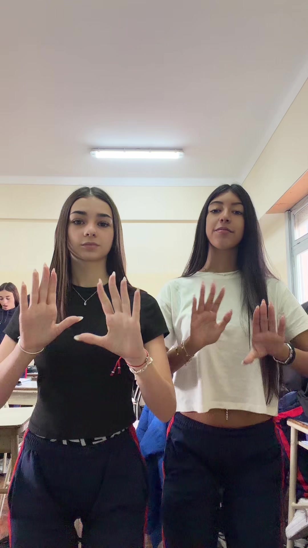 @mimi