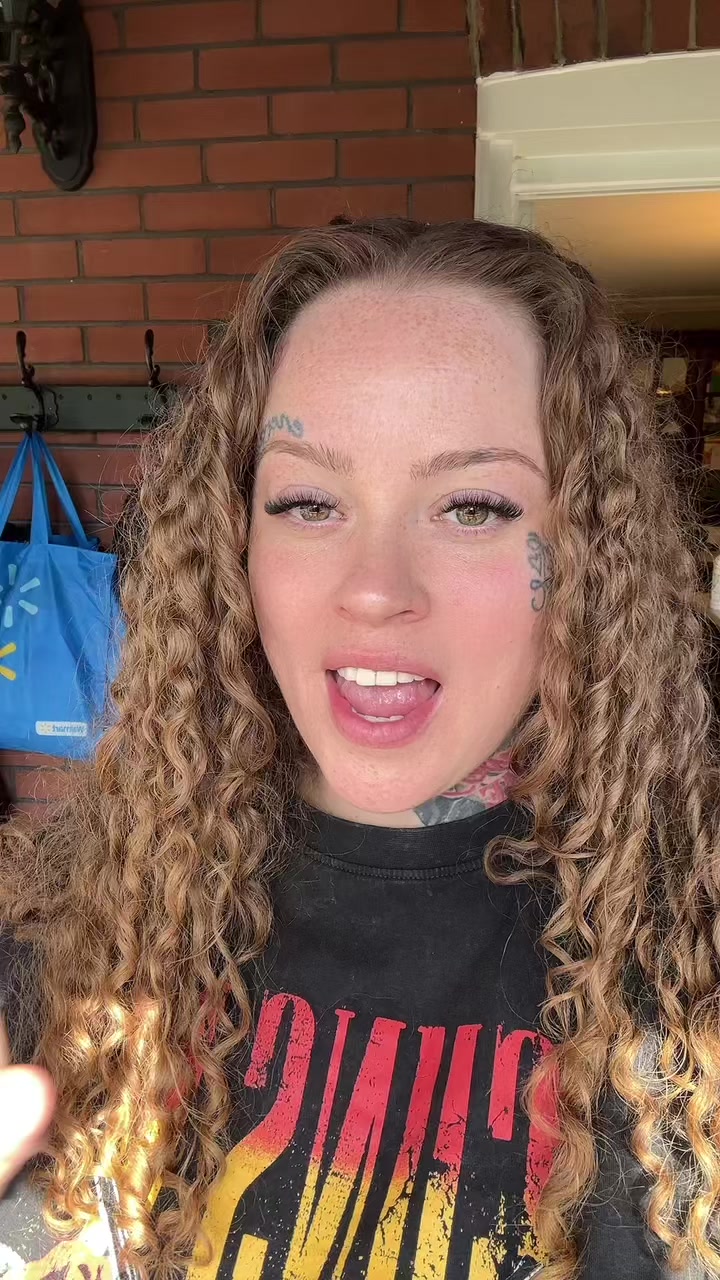 @prettybully TENILLE