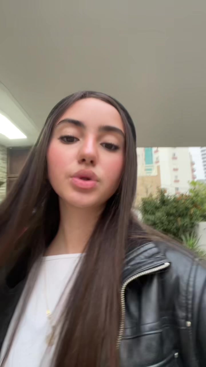 @𝓓𝓪𝓷𝓲𝓮𝓵𝓵𝓪.𝓫𝓬