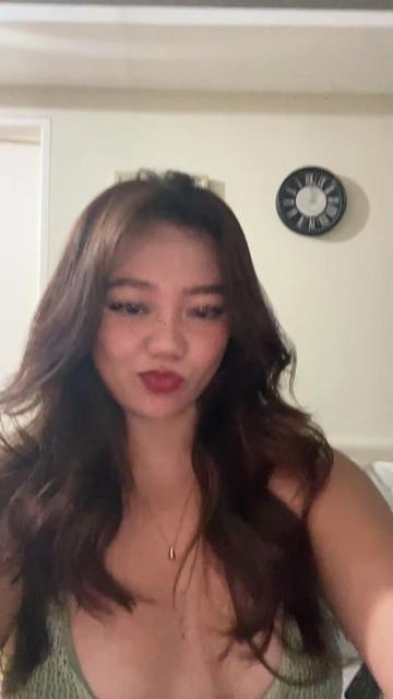 @Rhea Logarta🍑