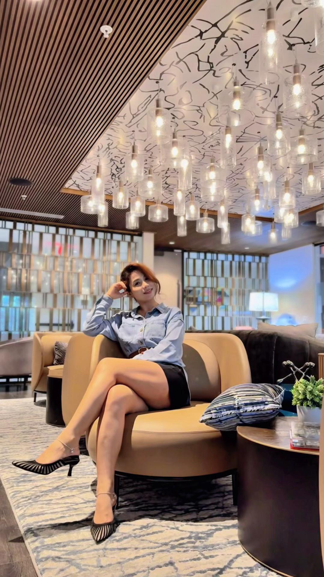 @👑Oonu Dhimal👑