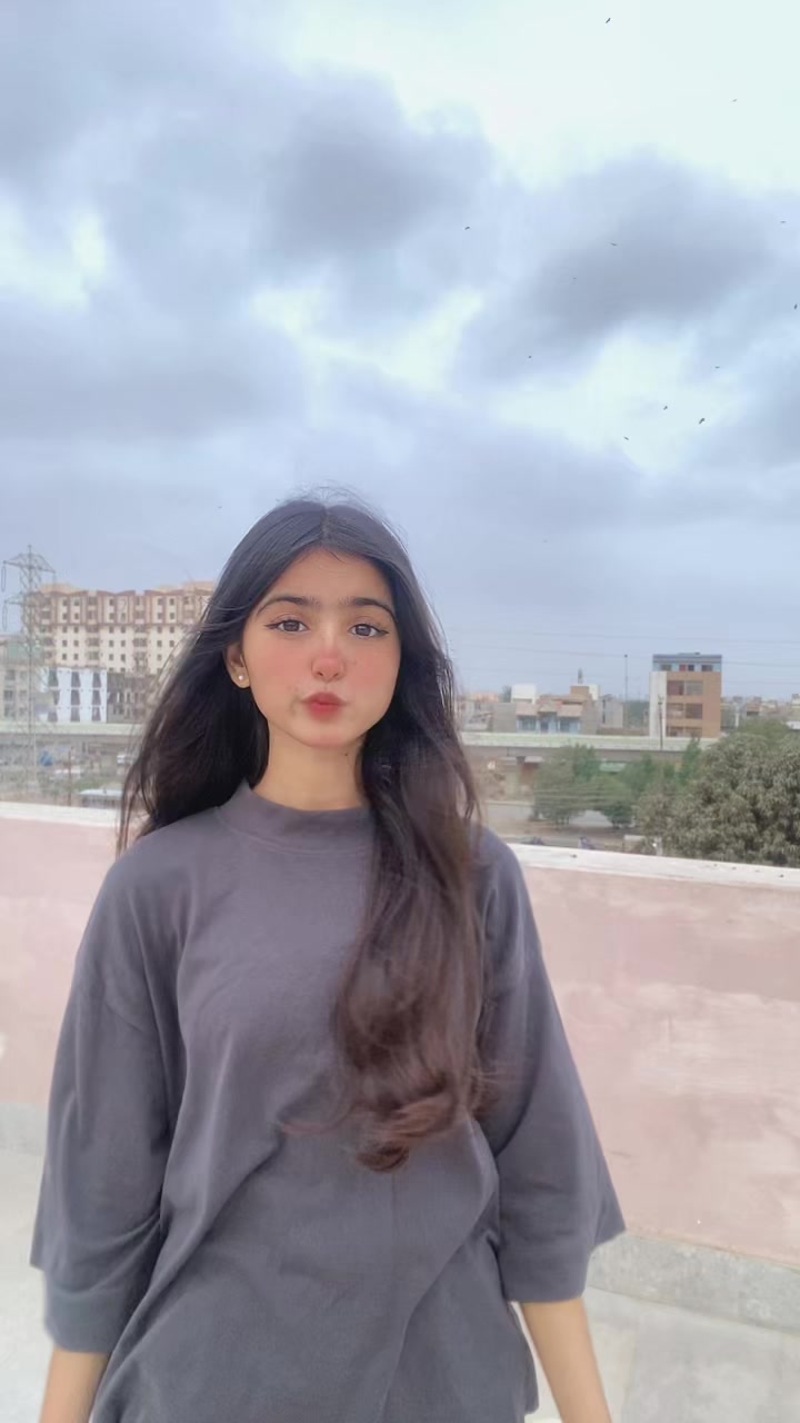 @Unzila Junejo