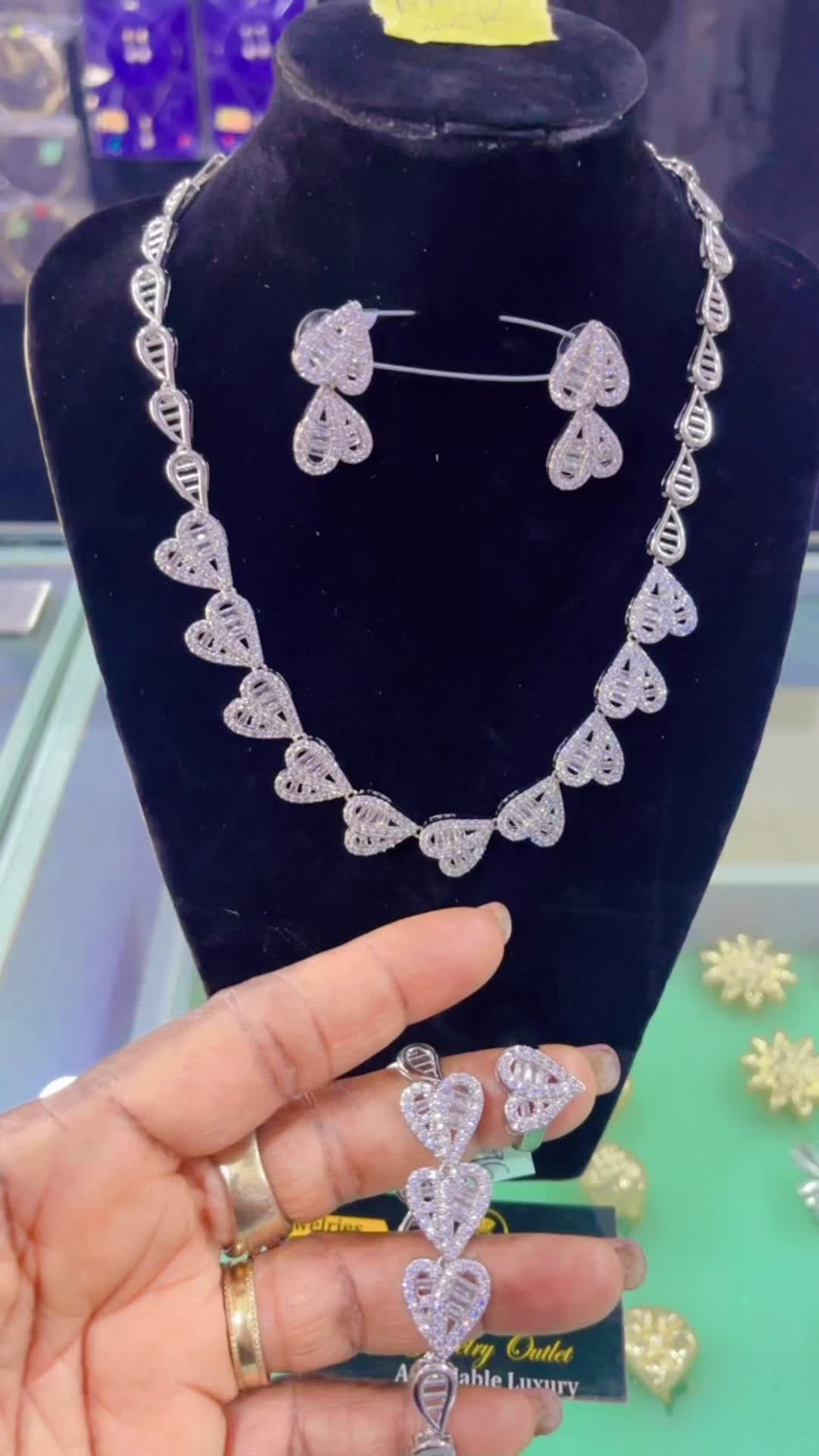 @DNE Jewelry Outlet