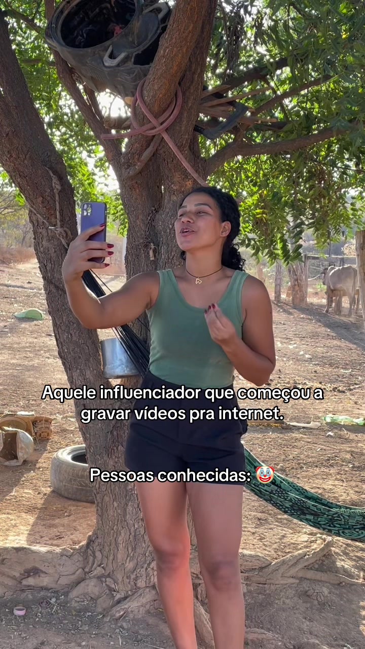 @monicadejatoba