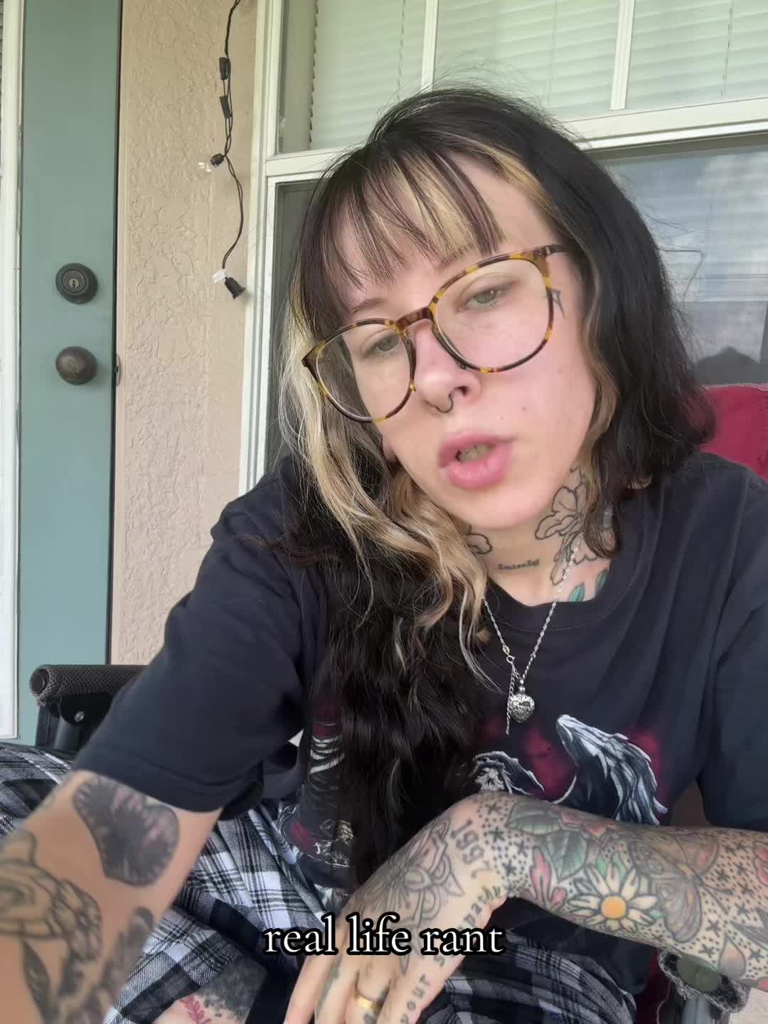 @𝖑𝖎𝖓𝖟𝖒𝖊𝖈