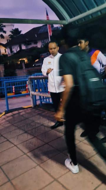 @Dr. Ahmad Kamal bin Ariffin