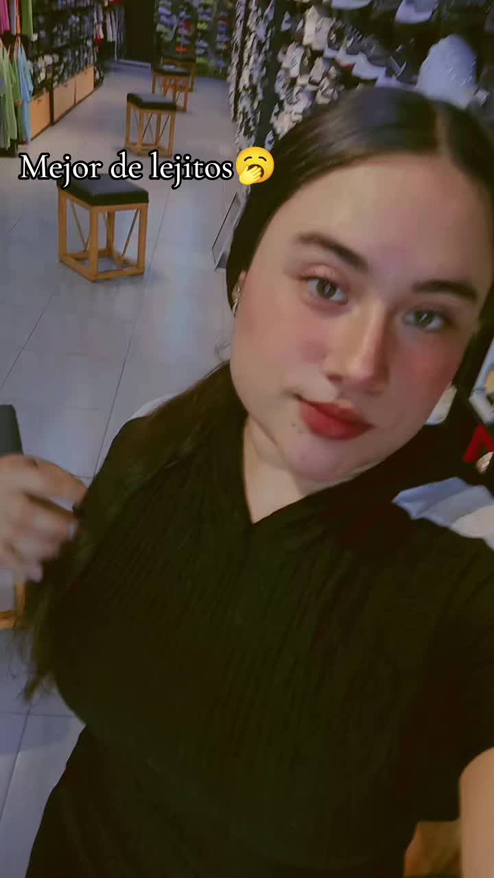 @Valentina Marin 💜