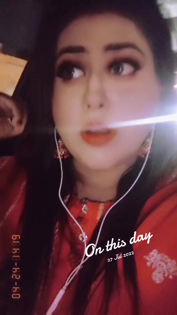 @ayesha qureshi