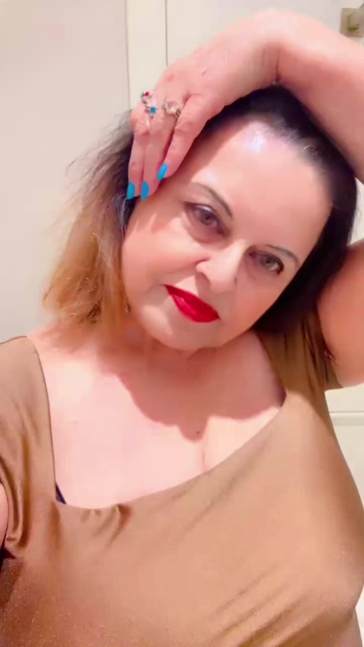 @queen_of_hearts🇨🇦