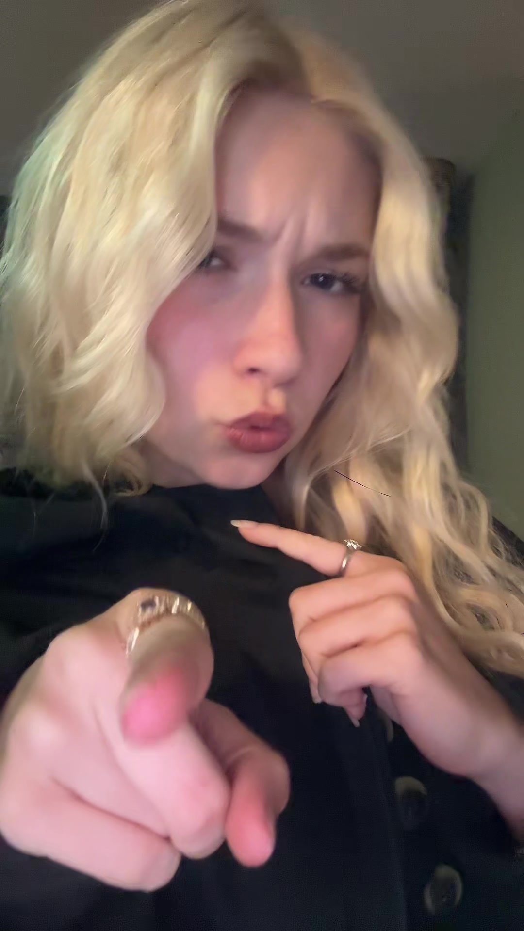 @Lulu🇩🇪