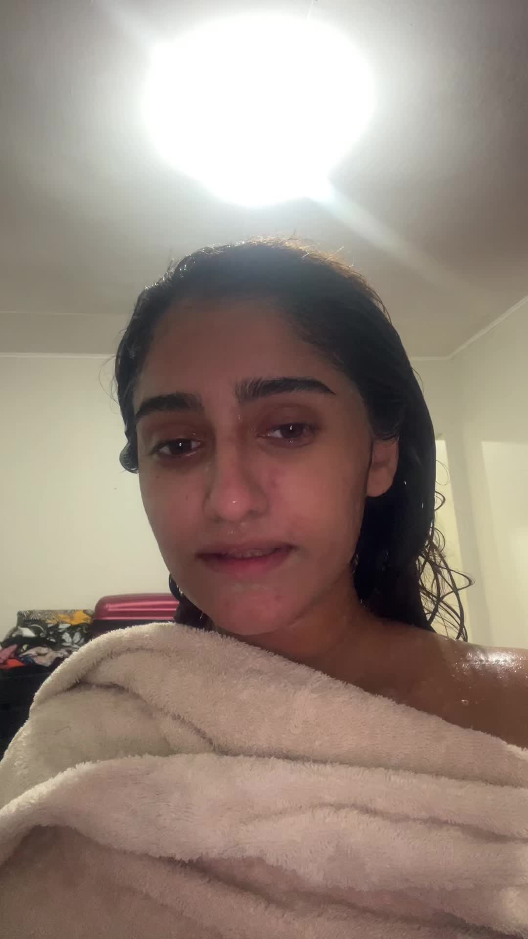 @PRIYA 🍀