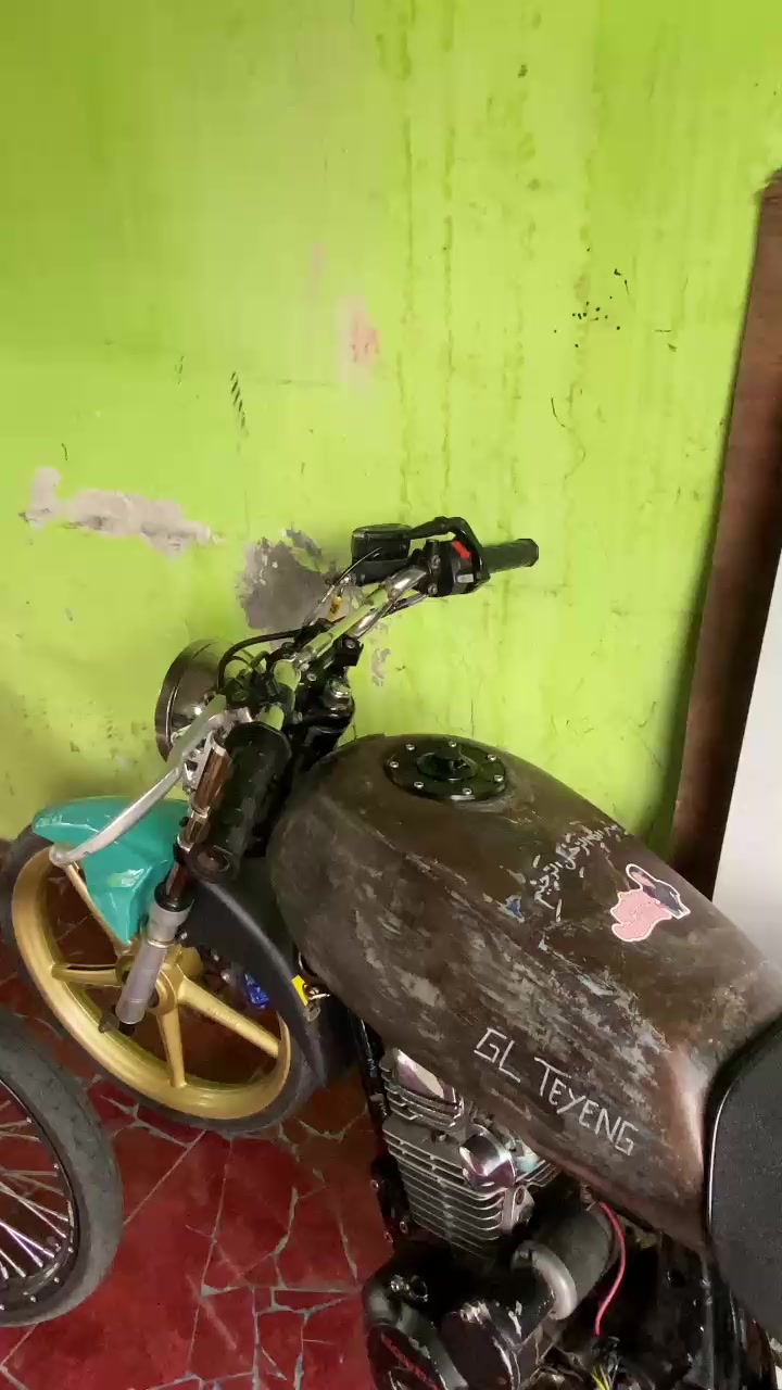 @๐ฝ๐๐๐ข๐