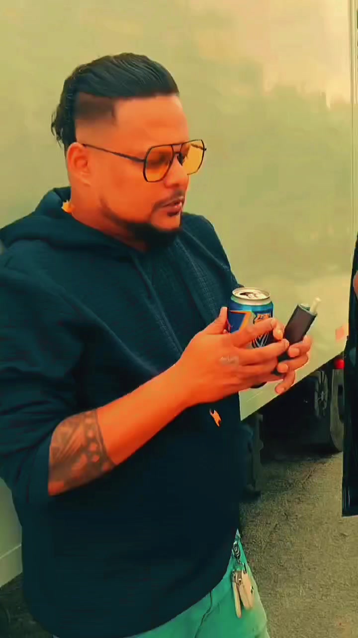 @Mistæâ Green Vijay fan🔵⚪️