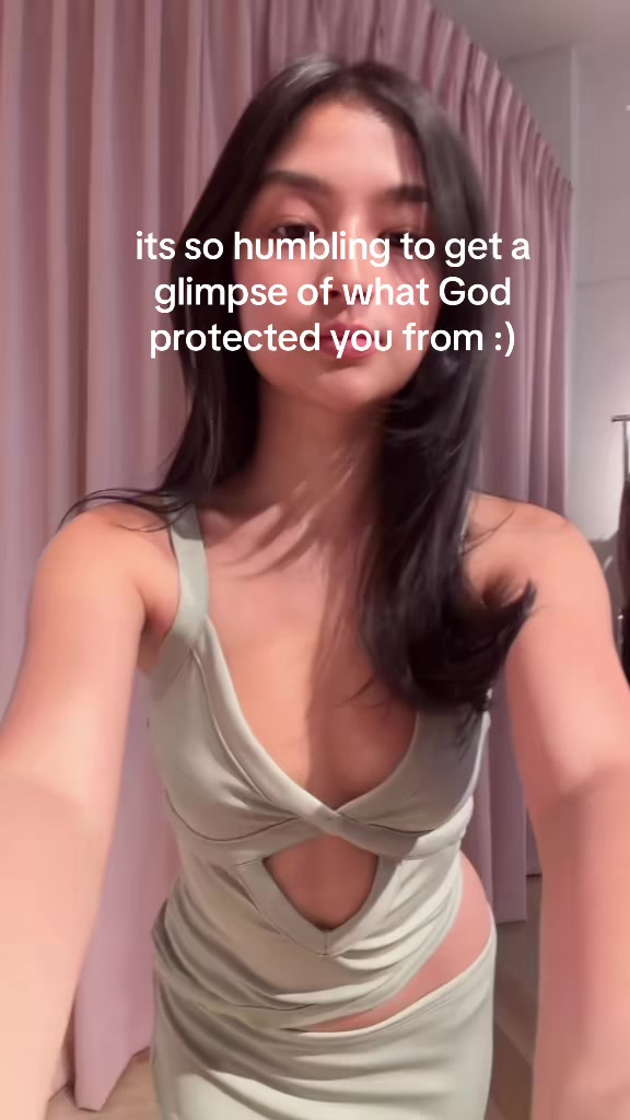 @CHESKA CABRERA