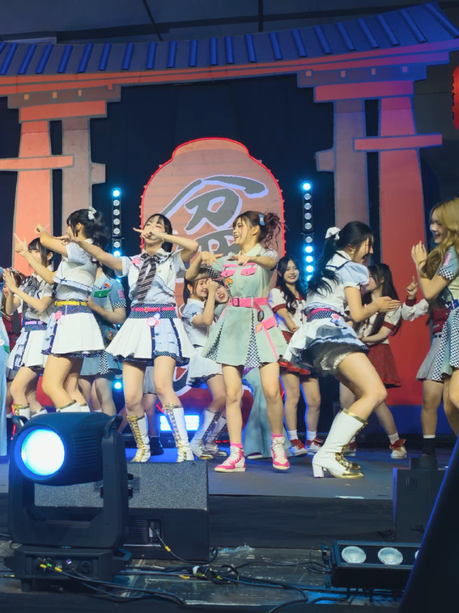 @เธอเป็นใครเราลงไว้ดูเอง